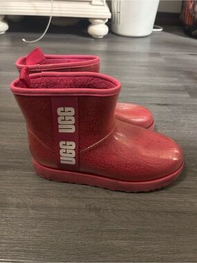 UGG Girls Pink Glossy Waterproof Short Boot